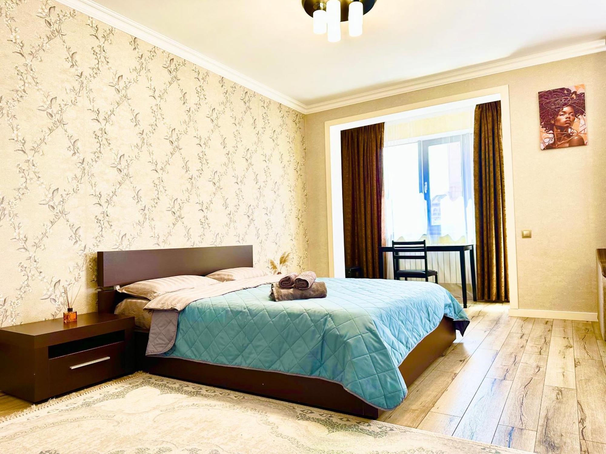 Vostochnyi Park Apartament In The Center Of Almaty Apartment Exterior photo